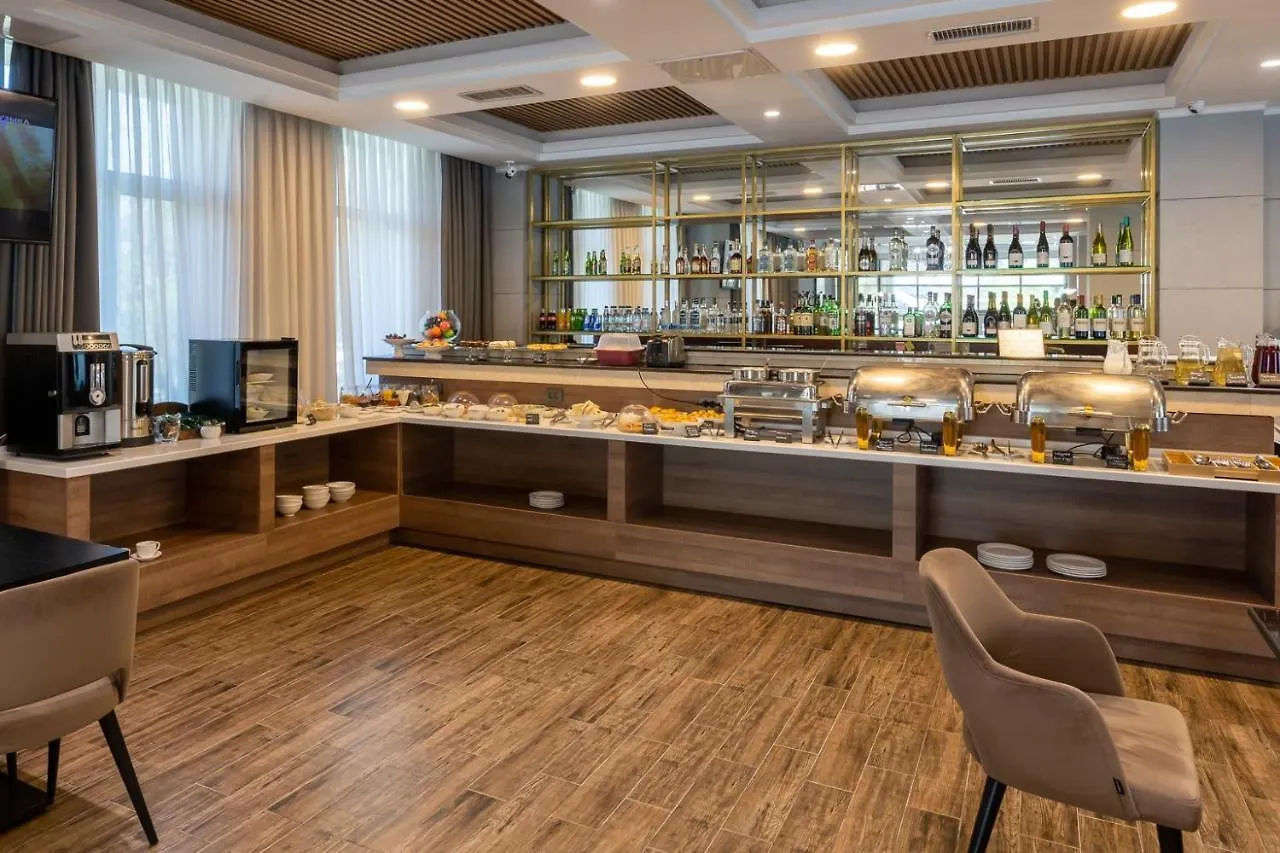 אלמטי Renion Residence Hotel