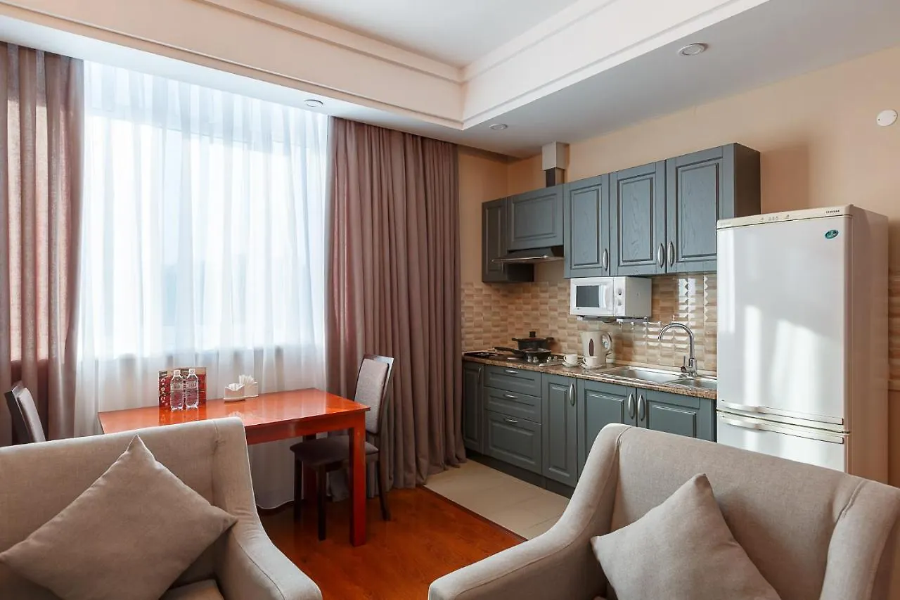 אלמטי Renion Residence Hotel 4*,